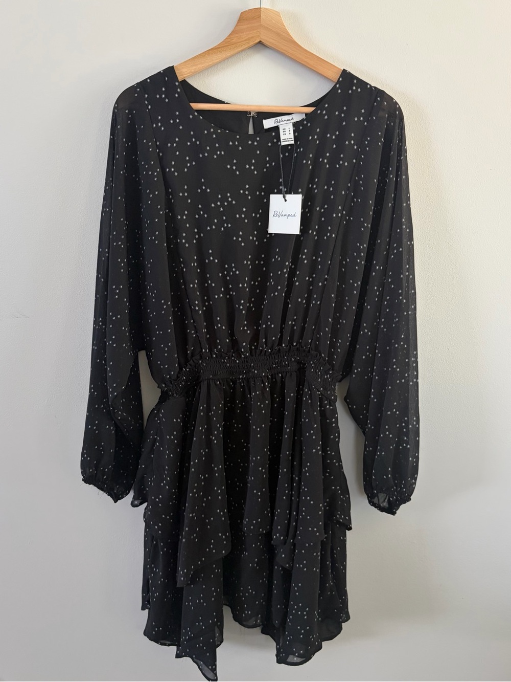 NWT Black Pattern Long-Sleeve Tiered Dress